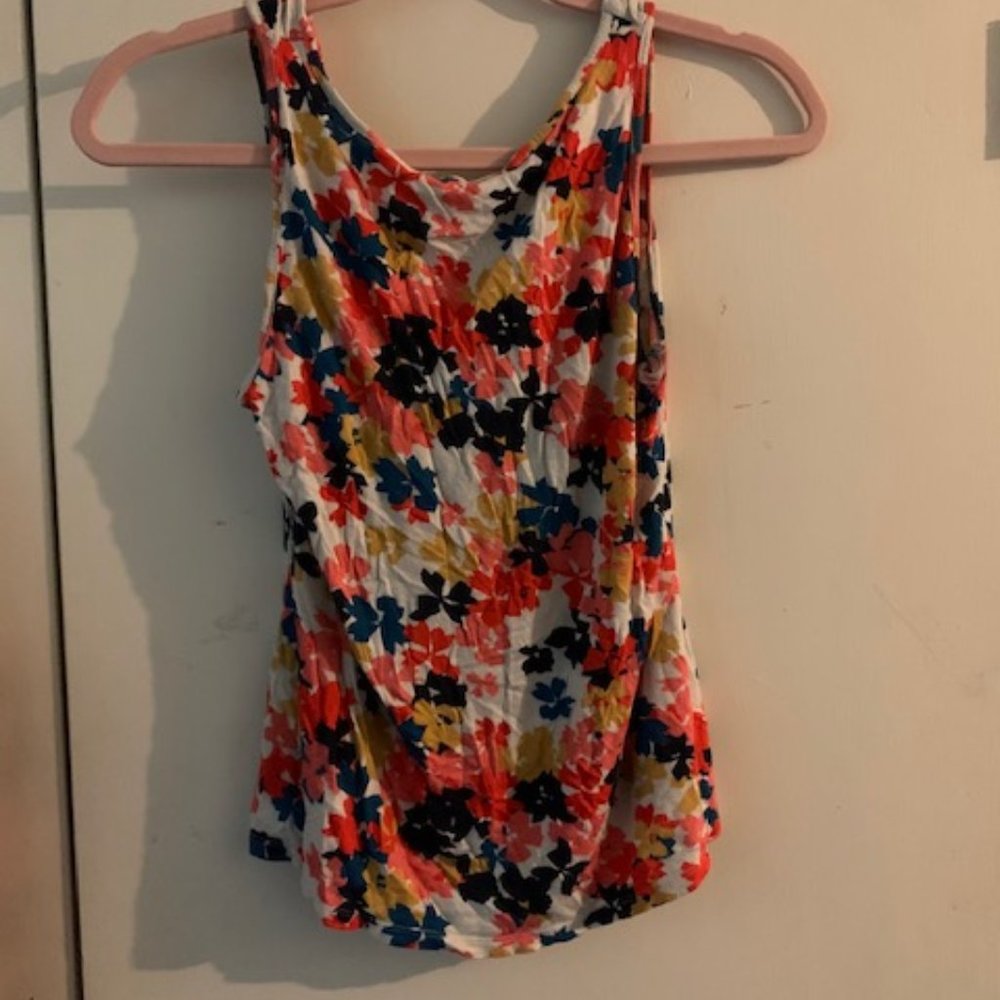 Floral Ruffle Tank Top - Picture 4 of 4